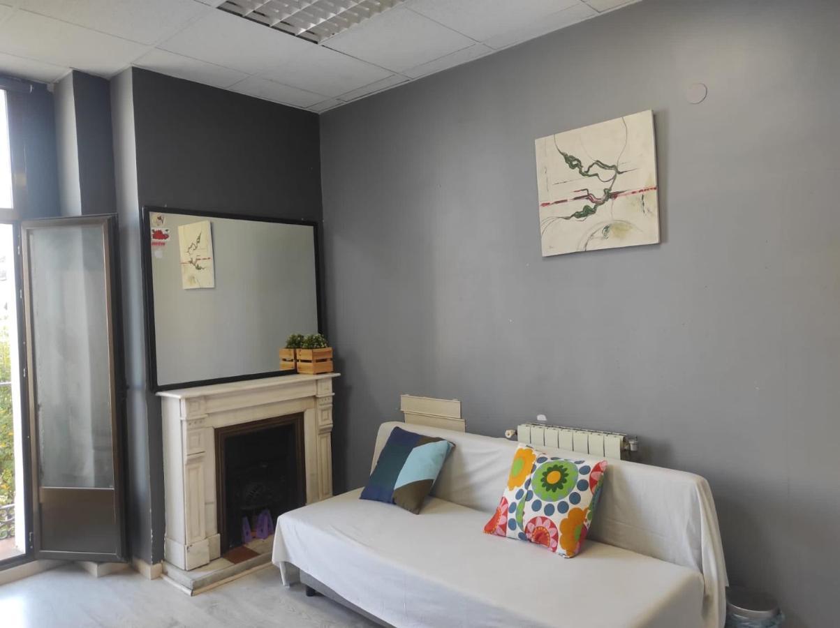 Parsa Homstay Madrid Exteriér fotografie